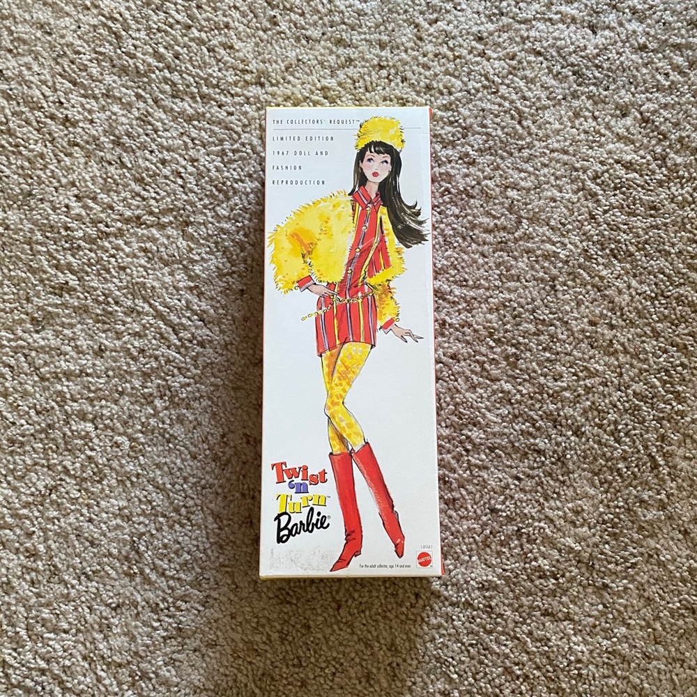 1997 Lmd Edition 1967 Doll and Fashion Reproductio
